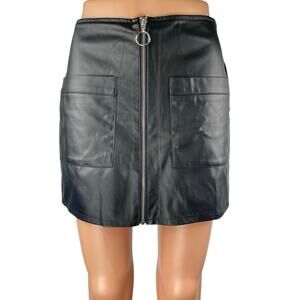 Forever 21 Women's Black Faux Vegan Leather Zip Up Mini Wide Leg Skirt Skort M